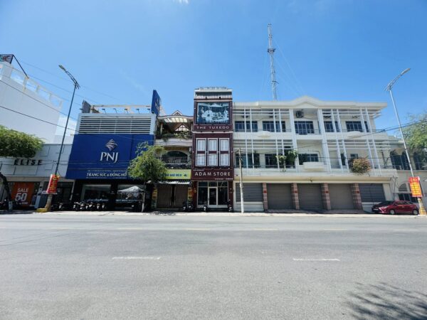 Mặt tiền đường Thái Nguyên cạnh Ga Nha Trang - 19 tỷ