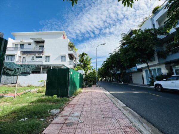 Biệt thự Hà  Quang 1 đường Anh Đức - chỉ 53.5 triệu/m2 - Ảnh 5